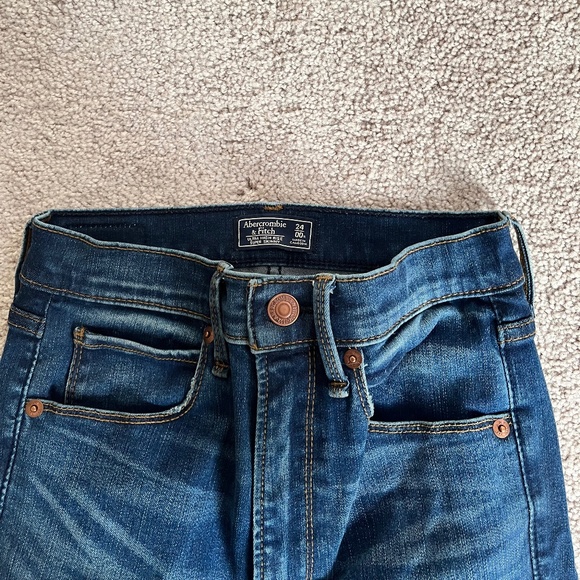 High Rise Jean Legging in size 24 - Picture 7 of 7